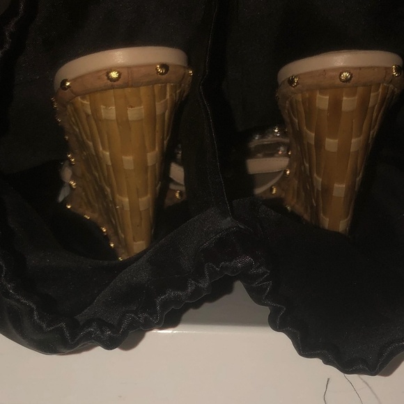 Ladies heels - Picture 7 of 7